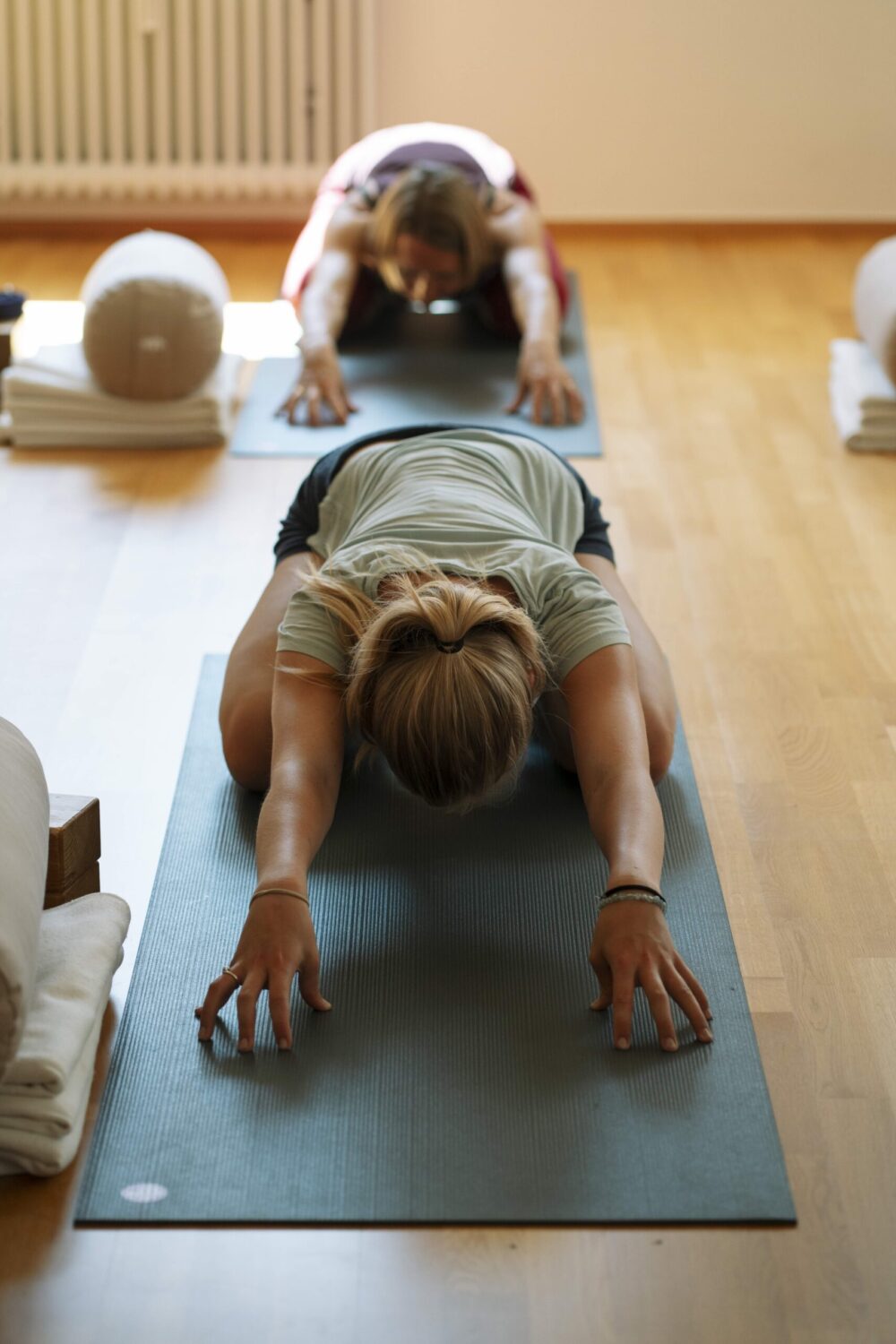 YOGA_BEWEGT_NICI_UND_CONNI_2161a_©ALEXJUNG_web